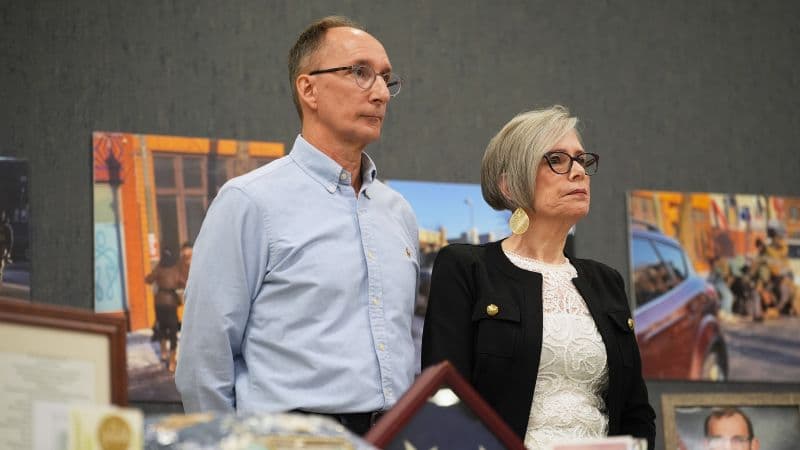 Alex Pretti’s family says feds are still stonewalling efforts for justice