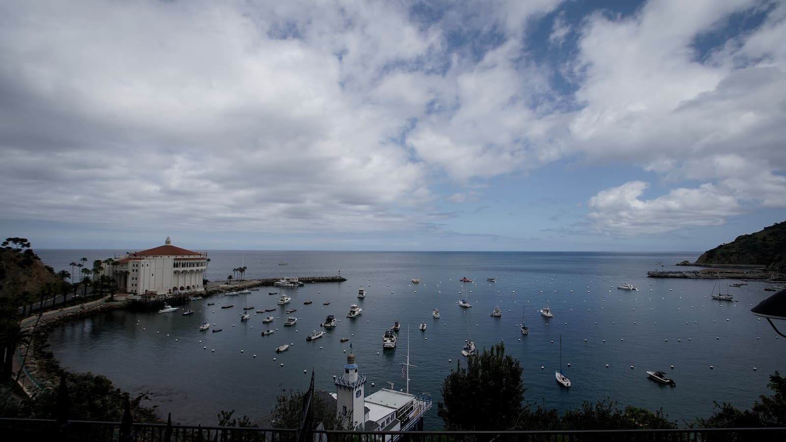 2 dead as medevac helicopter crashes off California's Catalina Island